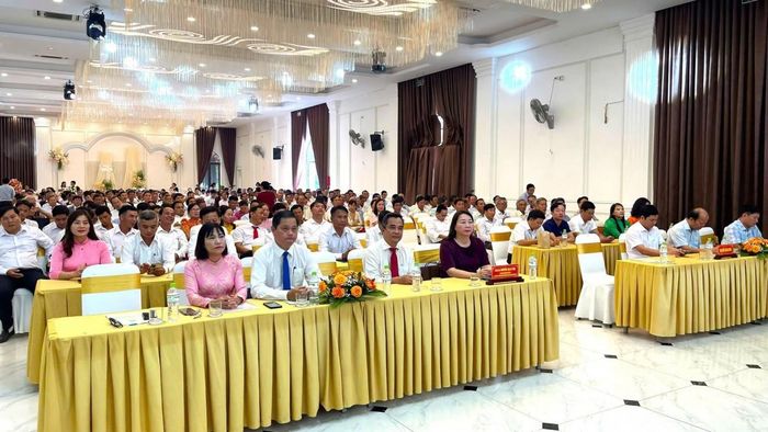 Các đại biểu tham dự Hội nghị