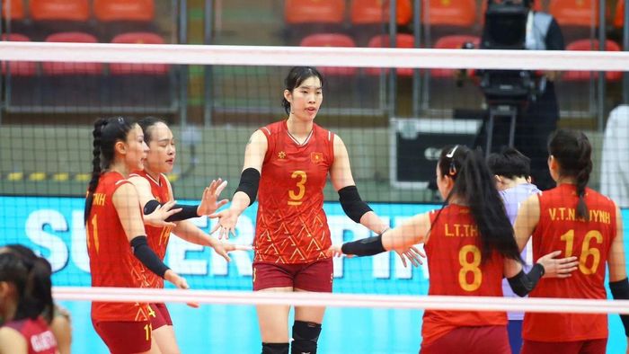 Thất bại trước Thái Lan lại mang đến nhiều bài học giá trị đội tuyển bóng chuyền nữ Việt Nam. Ảnh: VFV