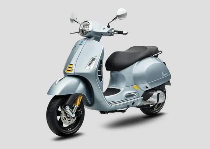 Vespa GTS Super Tech 300