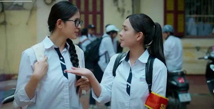 Phương là sao đỏ, nghiêm túc trong thực hiện nội quy nhà trường. Ảnh VTV