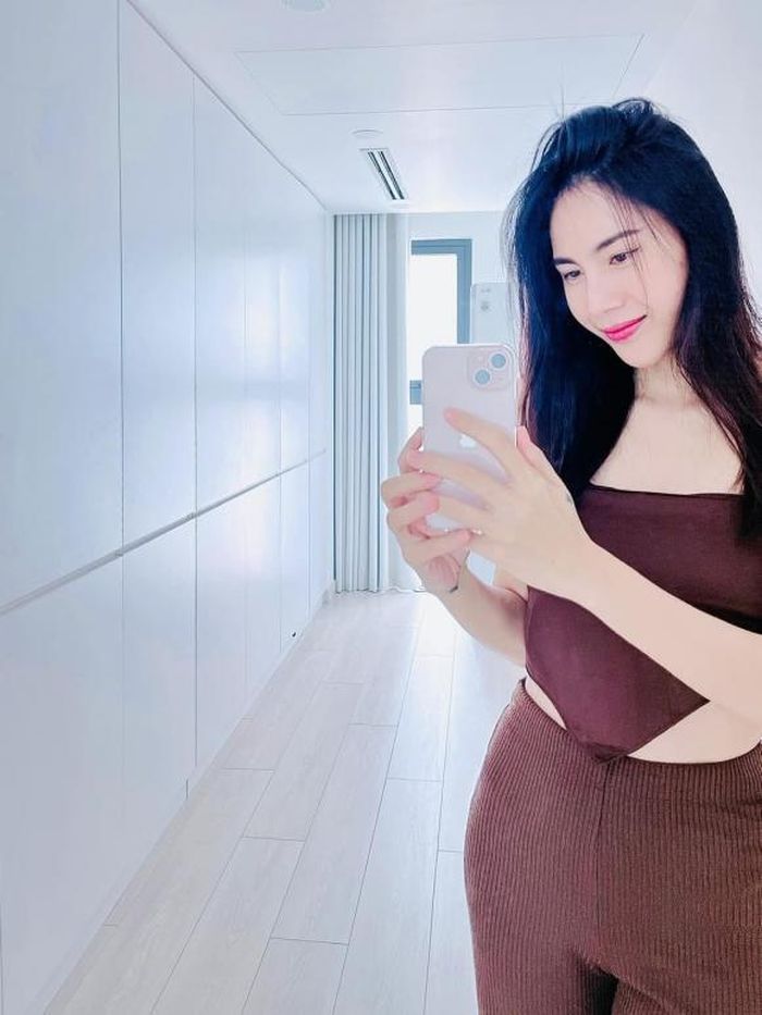 Mọi góc trong căn nhà đều sáng bóng, sang trọng.