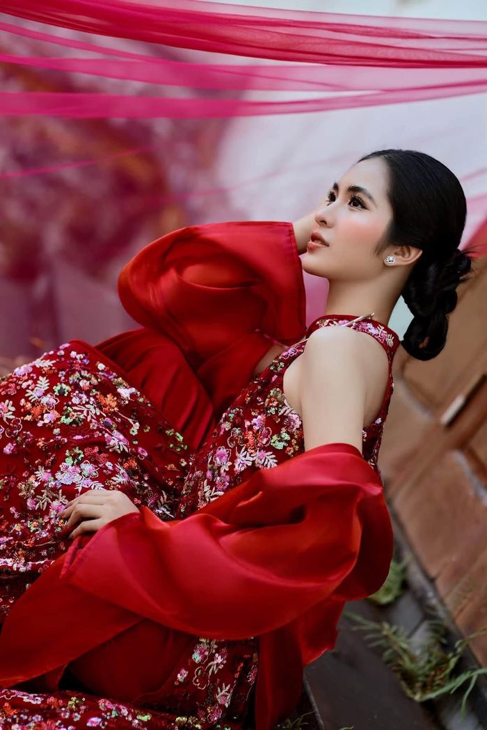 Theo người đẹp, cuộc thi đã giúp cô thay đổi góc nhìn về sự hoàn hảo. Thay vì cố gắng che giấu những điểm chưa hoàn thiện, cô học cách chấp nhận cả ưu điểm lẫn hạn chế của bản thân để tự tin hơn trên hành trình của mình.