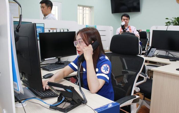 Tổng đài 115 hiện đóng vai trò "trái tim" của toàn bộ hệ thống cấp cứu ngoại viện TPHCM. Ảnh: Mimosa.