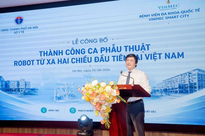 Giám đốc Sở Y tế Hà Nội, TS.BS Nguyễn Trọng Diện phát biểu. Ảnh: Mạnh Cường