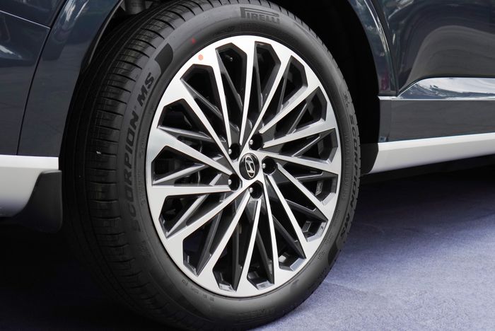  Bộ mâm đa chấu trên Palisade Hybrid. 