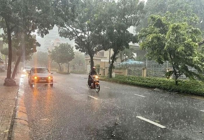 Hà Nội và nhiều tỉnh Bắc Bộ có mưa dông, nguy cơ ngập úng cục bộ. Ảnh minh họa