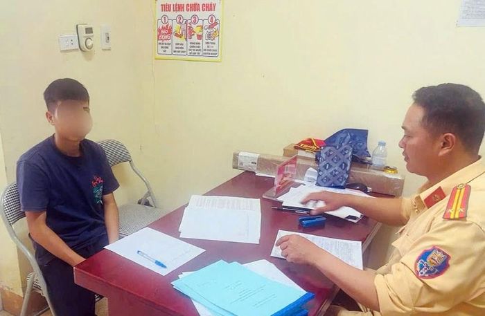 Cơ quan chức năng làm việc với H.M.T