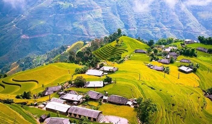 Ở Hoàng Su Phì, ruộng bậc thang gắn chặt với đời sống thường nhật của người dân vùng cao. Ảnh: BT