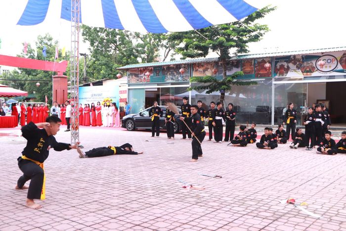 Một số hoạt động văn hóa, thể thao tại Nhà văn hóa - Khu thể thao thôn Vạn Điểm