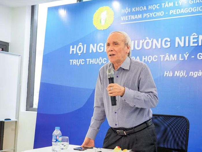 Phó Giáo sư, Tiến sĩ Trần Kiều, Chủ tịch Hội Khoa học Tâm lý-Giáo dục Việt Nam, nguyên Viện trưởng Viện Khoa học Giáo dục Việt Nam. (Ảnh: HÀ NINH)