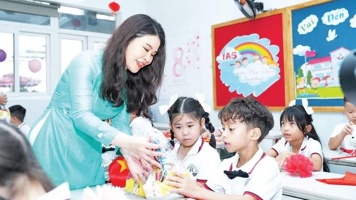 Khi đội ngũ nhà giáo yên tâm với công việc, các mục tiêu đổi mới có thêm điều kiện đi vào từng giờ học.