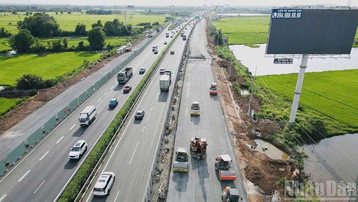 Sau khi hoàn thành, cao tốc Thành phố Hồ Chí Minh-Long Thành sẽ được nâng từ 4 lên 10 làn xe, trong đó đoạn từ nút giao đường Vành đai 2 đến nút giao đường Vành đai 3 là 8 làn xe.