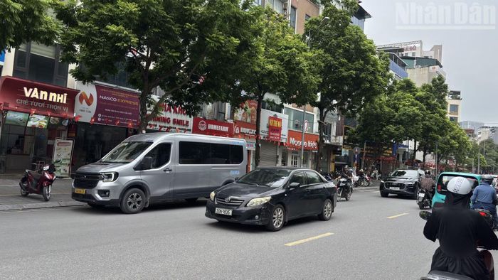 Theo Đề án, tuyến phố đi bộ dự kiến được tổ chức tại trục phố Thành Thái và phố Khúc Thừa Dụ, hoạt động vào các tối cuối tuần, ngày lễ và những đợt cao điểm trong năm.