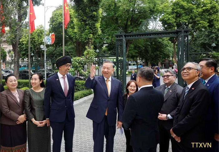 Tổng Bí thư, Chủ tịch nước Tô Lâm tiếp Đại sứ, Đại biện các nước ASEAN tại Hà Nội. (Ảnh: TTXVN)