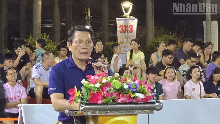 Đồng chí Bùi Trung Hiếu phát biểu tại lễ khai mạc.