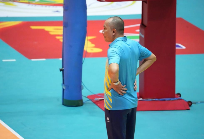  Huấn luyện viên Nguyễn Tuấn Kiệt không dẫn dắt đội tuyển bóng chuyền nữ Việt Nam ở chặng 2 SEA V-Cup 2026. Ảnh: SAVA
