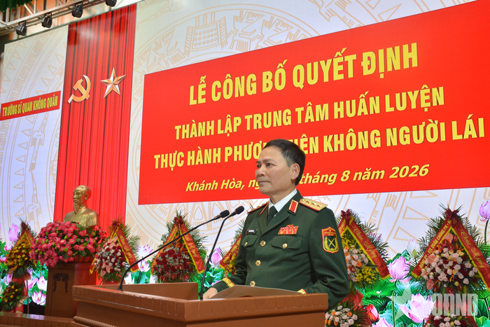 Thượng tướng Phạm Trường Sơn, Phó tổng Tham mưu trưởng phát biểu chỉ đạo.
