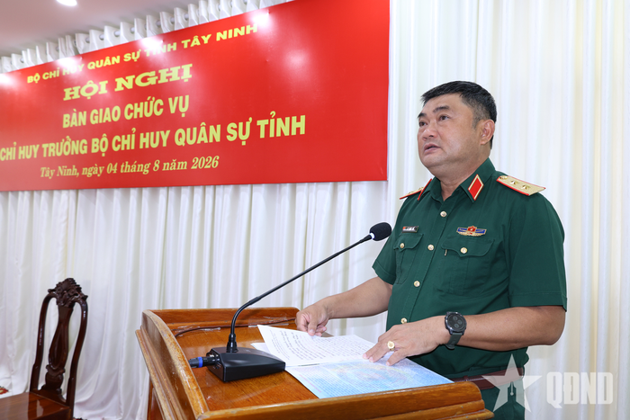Trung tướng Lê Xuân Thế phát biểu chỉ đạo tại hội nghị.