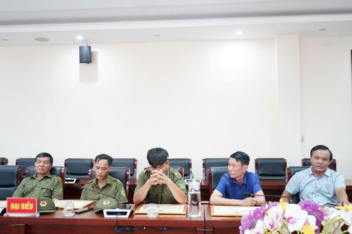 5 cá nhân có hành động dũng cảm cứu người được UBND xã Núi Thành tuyên dương.