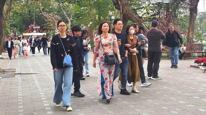 Hà Nội xử lý nghiêm vi phạm trong kinh doanh lữ hành. Ảnh: THU HÀ