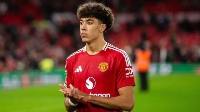 Everton được cho là đang theo sát tình hình của Ethan Wheatley.