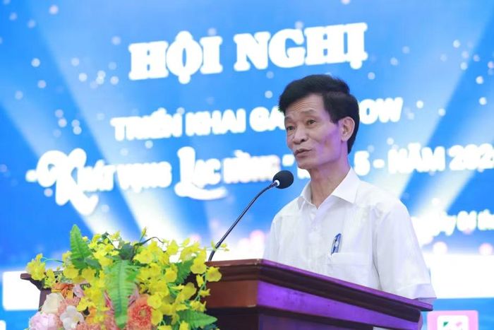 Ông Phùng Quốc Lập, Phó Giám đốc Sở GD&amp;ĐT Phú Thọ phát biểu tại hội nghị.