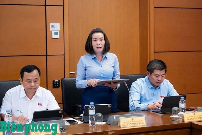 Đại biểu Nguyễn Minh Tâm, Đoàn đại biểu Quốc hội tỉnh Quảng Trị phát biểu tại phiên thảo luận tổ. Ảnh: QH