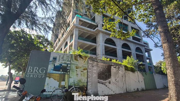 Dự án khách sạn DoubleTree by Hilton Vũng Tàu từng lùm xùm về pháp lý, đến nay vẫn chưa rõ ngày hoàn thành.
