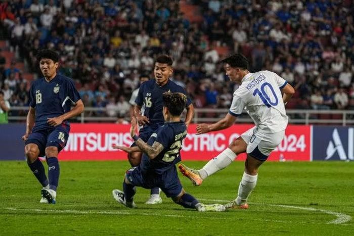 Khoảnh khắc Kristensen ghi bàn gỡ hòa suýt khiến Thái Lan bị loại