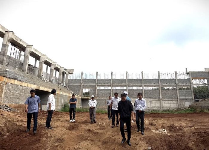 Sở Xây dựng Đắk Lắk cùng các đơn vị liên quan kiểm tra công trình.