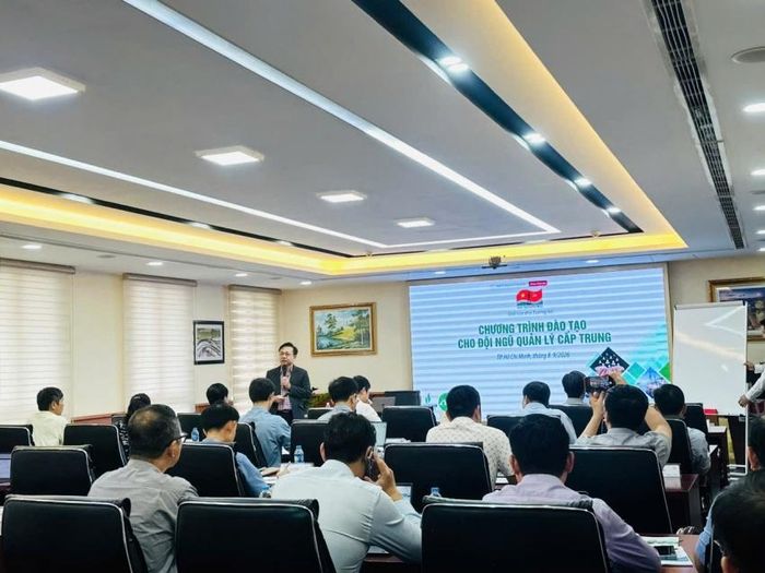 Giảng viên, chuyên gia Ngô Đình Đức trực tiếp dẫn dắt Chuyên đề 1 - "Quản trị vận hành đơn vị".