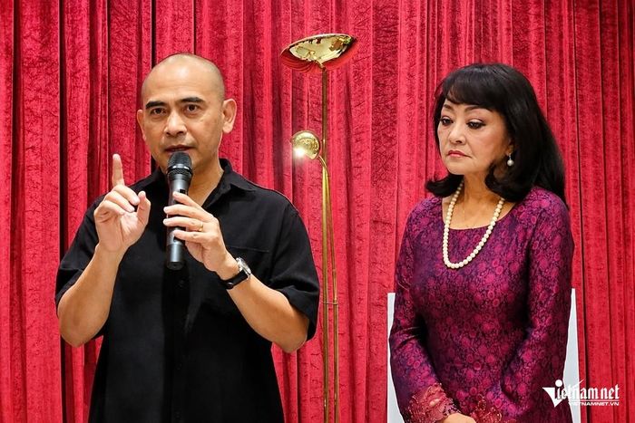 Nhạc sĩ Đức Trí và ca sĩ Hương Lan.