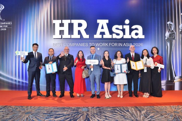 Đội ngũ Metkraft tại lễ trao giải HR Asia 2026