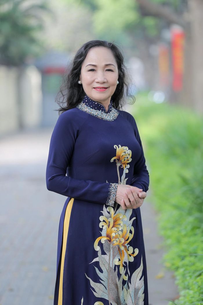 NSND Trịnh Thúy Mùi.