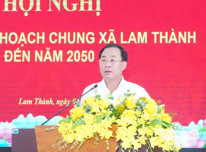 Đồng chí Nguyễn Hữu Hà - Phó Bí thư Đảng ủy, Chủ tịch UBND xã Lam Thành phát biểu tại buổi lễ. Ảnh: Mai Hoa