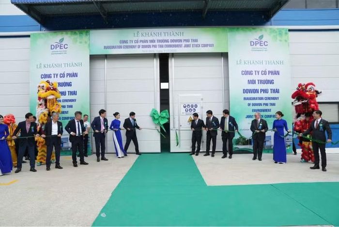 Nghi thức đánh dấu Nhà máy DPEC chính thức đi vào vận hành.