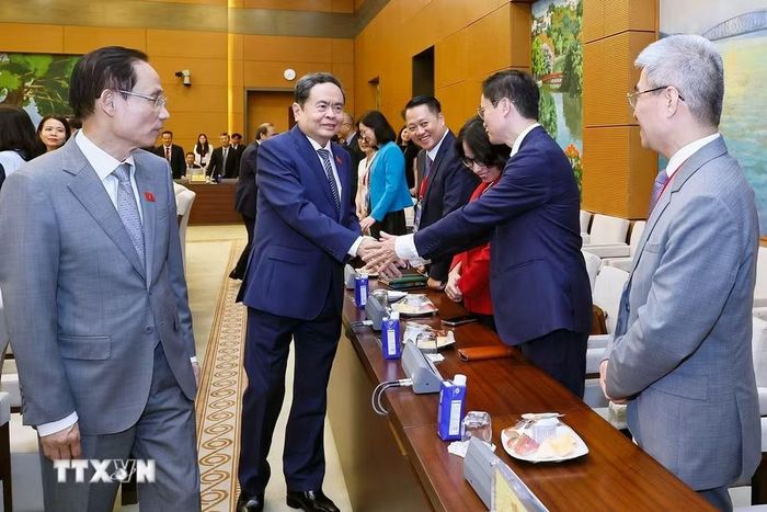 Chủ tịch Quốc hội Trần Thanh Mẫn gặp mặt lãnh đạo Bộ Ngoại giao, các đại sứ, trưởng cơ quan đại diện ngoại giao Việt Nam ở nước ngoài. (Ảnh: Doãn Tấn/TTXVN)