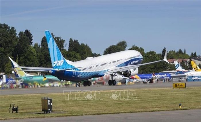 Máy bay Boeing 737 MAX thực hiện chuyến bay thử nghiệm đầu tiên tại bang Washington, Mỹ. Ảnh: AP/TTXVN