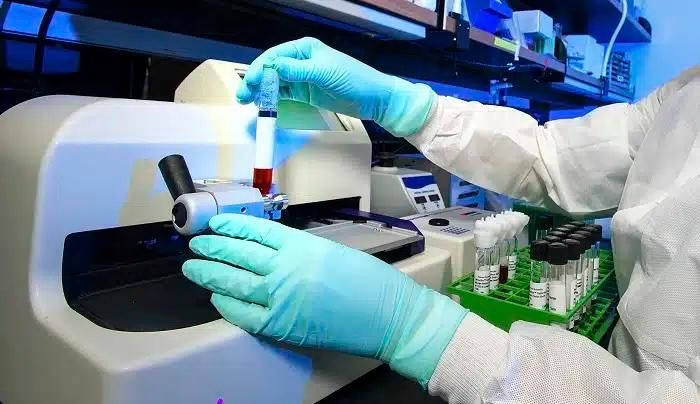 Công cụ trí tuệ nhân tạo (AI) mới được kỳ vọng hỗ trợ phát hiện, nâng cao hiệu quả chẩn đoán và điều trị bệnh. Ảnh: Bronson Consulting
