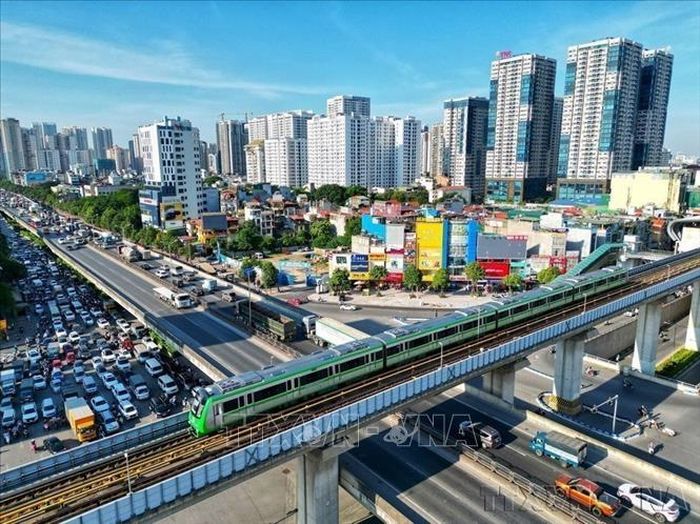 Tuyến đường sắt đô thị Cát Linh - Hà Đông (Hà Nội) đưa vào khai thác từ 6/11/2021, là tuyến đường sắt đô thị đầu tiên của cả nước. Ảnh minh họa: Tuấn Anh/TTXVN