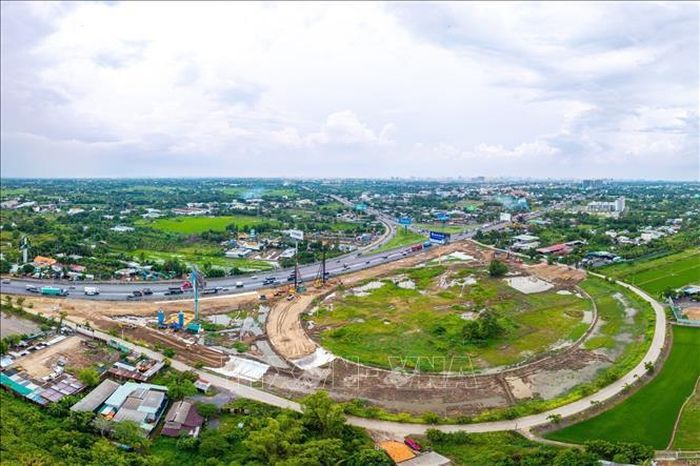 Dự án mở rộng cao tốc TP. Hồ Chí Minh - Trung Lương - Mỹ Thuận có tổng mức đầu tư hơn 36.125 tỷ đồng. Ảnh: TTXVN phát