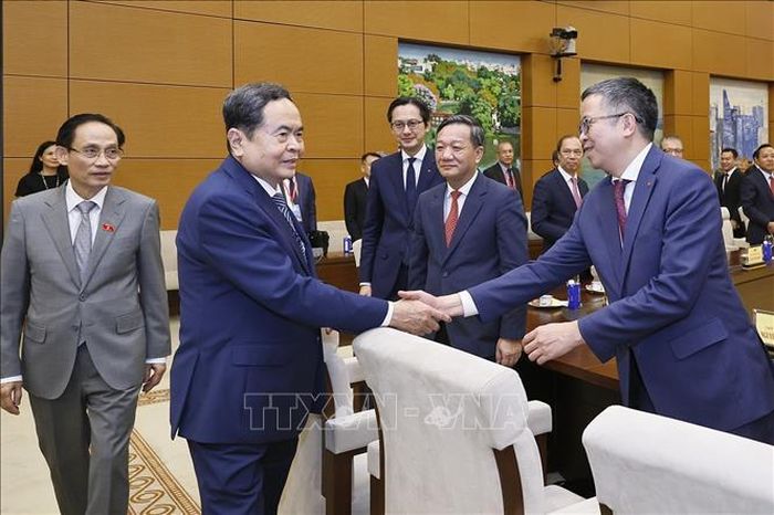 Chủ tịch Quốc hội Trần Thanh Mẫn gặp mặt lãnh đạo Bộ Ngoại giao, các đại sứ, trưởng cơ quan đại diện ngoại giao Việt Nam ở nước ngoài. Ảnh: Doãn Tấn/TTXVN