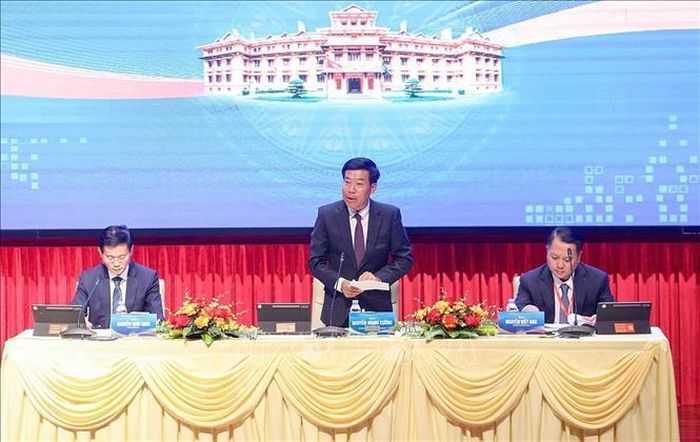 Thứ trưởng Bộ Ngoại giao Nguyễn Mạnh Cường điều hành phiên họp. Ảnh: An Đăng/TTXVN