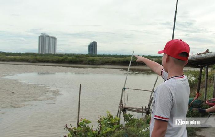 Theo phương án nghiên cứu sơ bộ, tuyến đường kết nối giữa hai tỉnh Nghệ An - Hà Tĩnh có chiều dài khoảng 3,5 km, trong đó phần cầu dài khoảng 1,3 km, rộng 23,5 m, được thiết kế bằng bê tông cốt thép dự ứng lực, nhịp chính đề xuất sử dụng kết cấu cầu vòm thép.