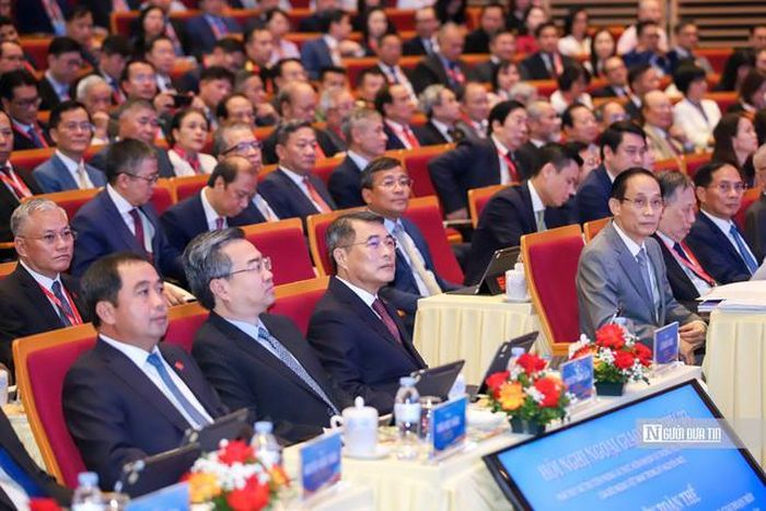 Thủ tướng Chính phủ Lê Minh Hưng và các đại biểu tại hội nghị (Ảnh: Hữu Thắng).