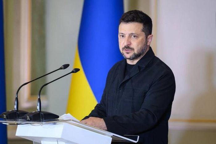 Tổng thống Ukraine Volodymyr Zelensky nói chuyện với các đại sứ về hệ thống phòng thủ tên lửa đạn đạo chung FREYJA. (Ảnh: Tài khoản Volodymyr Zelensky qua United24media)