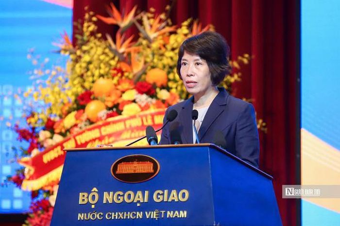 Thứ trưởng Bộ Tài chính Nguyễn Thị Bích Ngọc phát biểu tại hội nghị (Ảnh: Hữu Thắng).