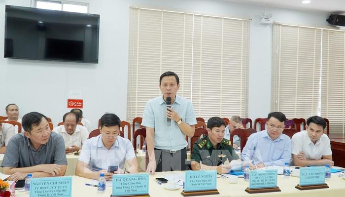 Ông Hồ Lê Nghĩa, Chủ tịch Hiệp hội thuốc lá Việt Nam phát biểu. Ảnh: Văn Sĩ - TTXVN