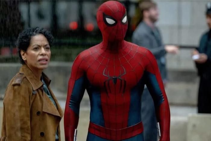 Nhân vật nưc cảnh sát Jean DeWolff đồng hành cùng người nhện trong Spider-man: Brand New Day.