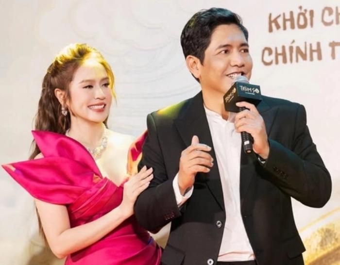 Thanh Thúy và Đức Thịnh không ngừng thực hiện các hoạt động quảng bá phim. 
